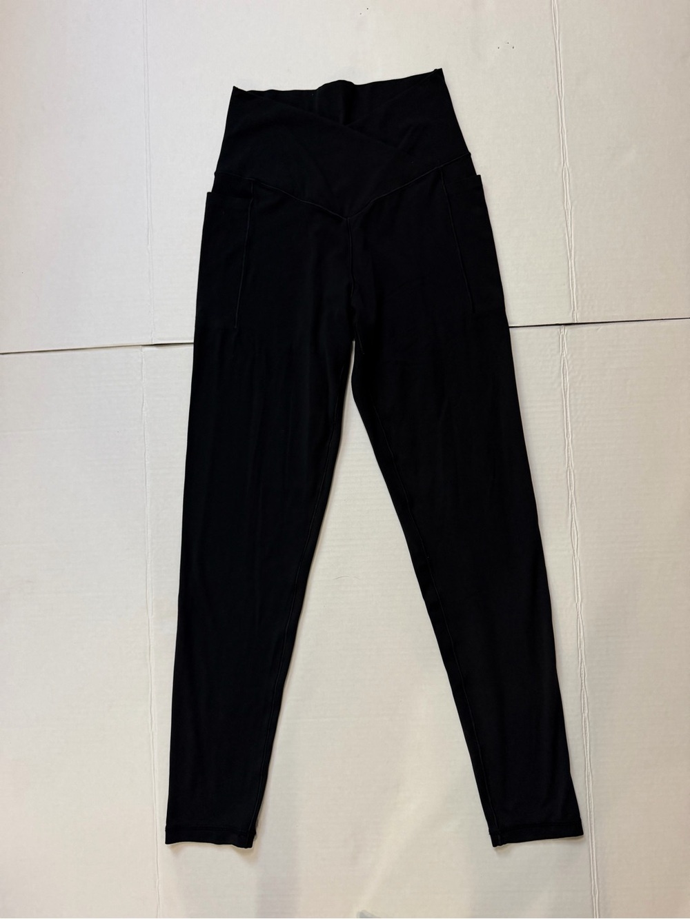 Offline Aerie Real Me Xtra‎ Leggings Hi-Rise Black Womens Size Medium Pockets - Picture 2 of 5
